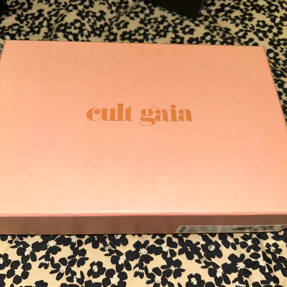 Cult Gaia Black Pearl Clutch - Picture 4 of 4